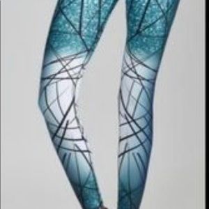 Noli 82%polyester/18%spandex